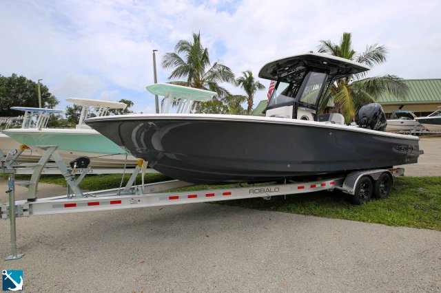 New 2023  powered Robalo Boat for sale